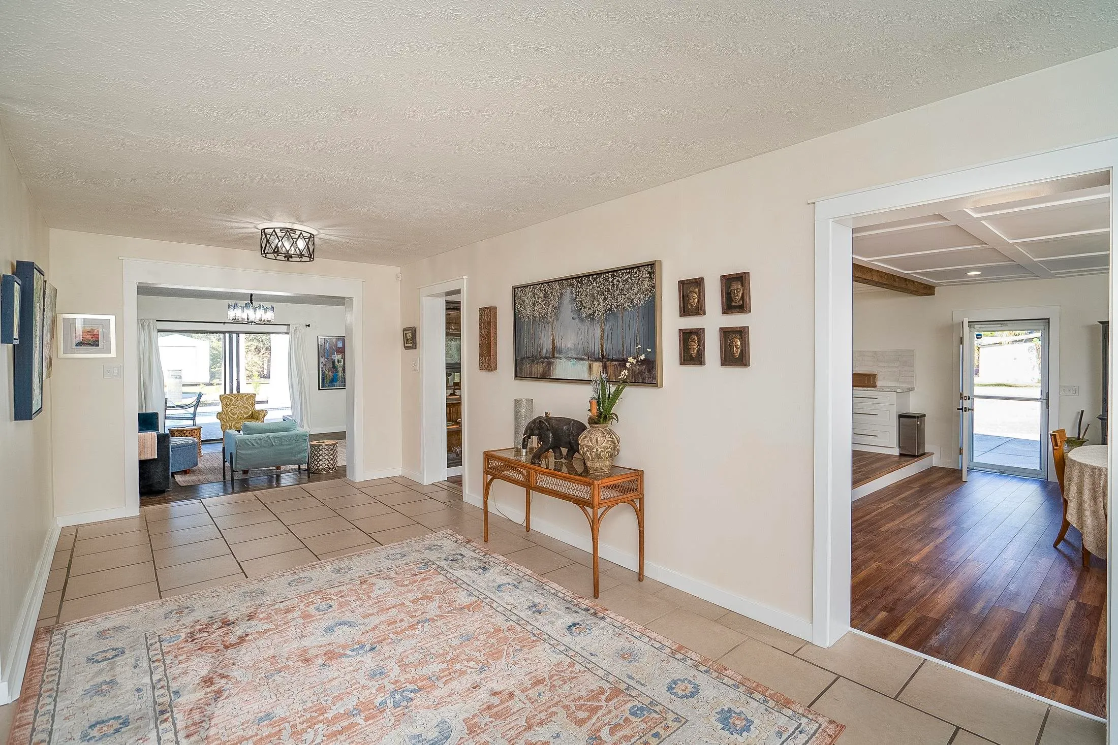 East Palatka, Florida 32131, United States, 3 Bedrooms Bedrooms, ,2 BathroomsBathrooms,Residential,Active,246559