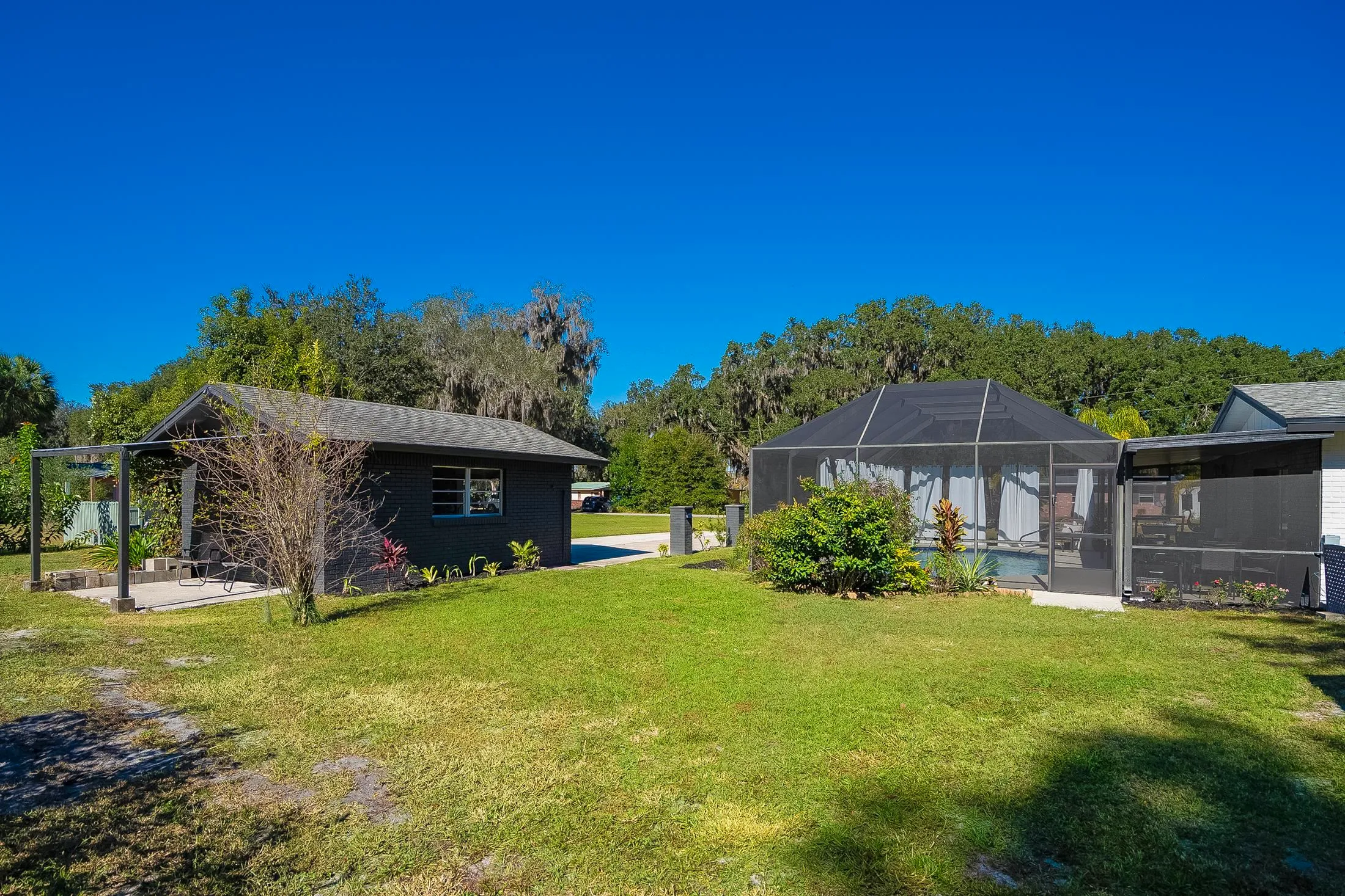 East Palatka, Florida 32131, United States, 3 Bedrooms Bedrooms, ,2 BathroomsBathrooms,Residential,Active,246559