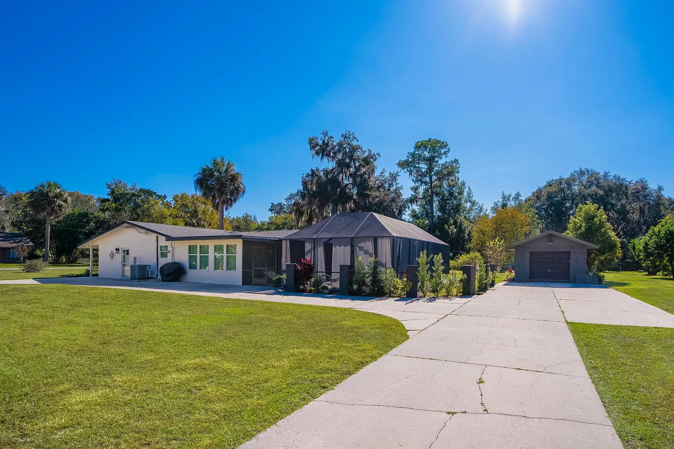 East Palatka, Florida 32131, United States, 3 Bedrooms Bedrooms, ,2 BathroomsBathrooms,Residential,Active,246559