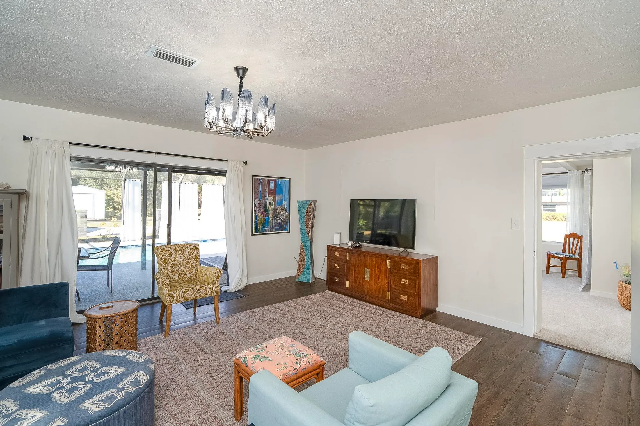 East Palatka, Florida 32131, United States, 3 Bedrooms Bedrooms, ,2 BathroomsBathrooms,Residential,Active,246559