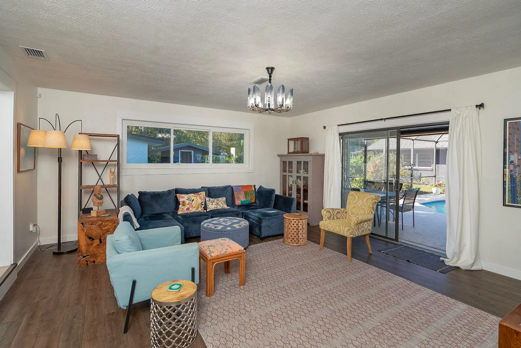 East Palatka, Florida 32131, United States, 3 Bedrooms Bedrooms, ,2 BathroomsBathrooms,Residential,Active,246559