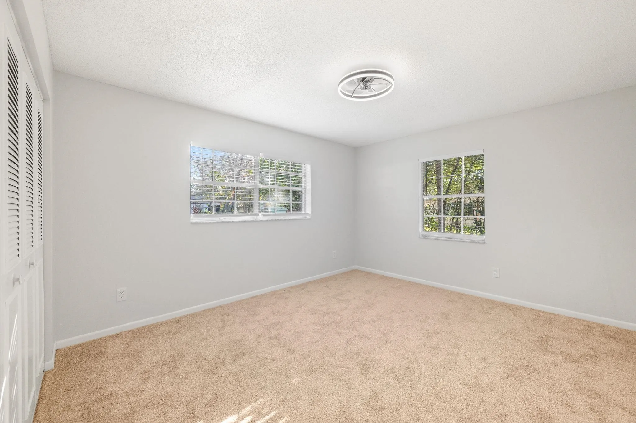 St Augustine, Florida 32086, United States, 3 Bedrooms Bedrooms, ,2 BathroomsBathrooms,Residential,Active,17605