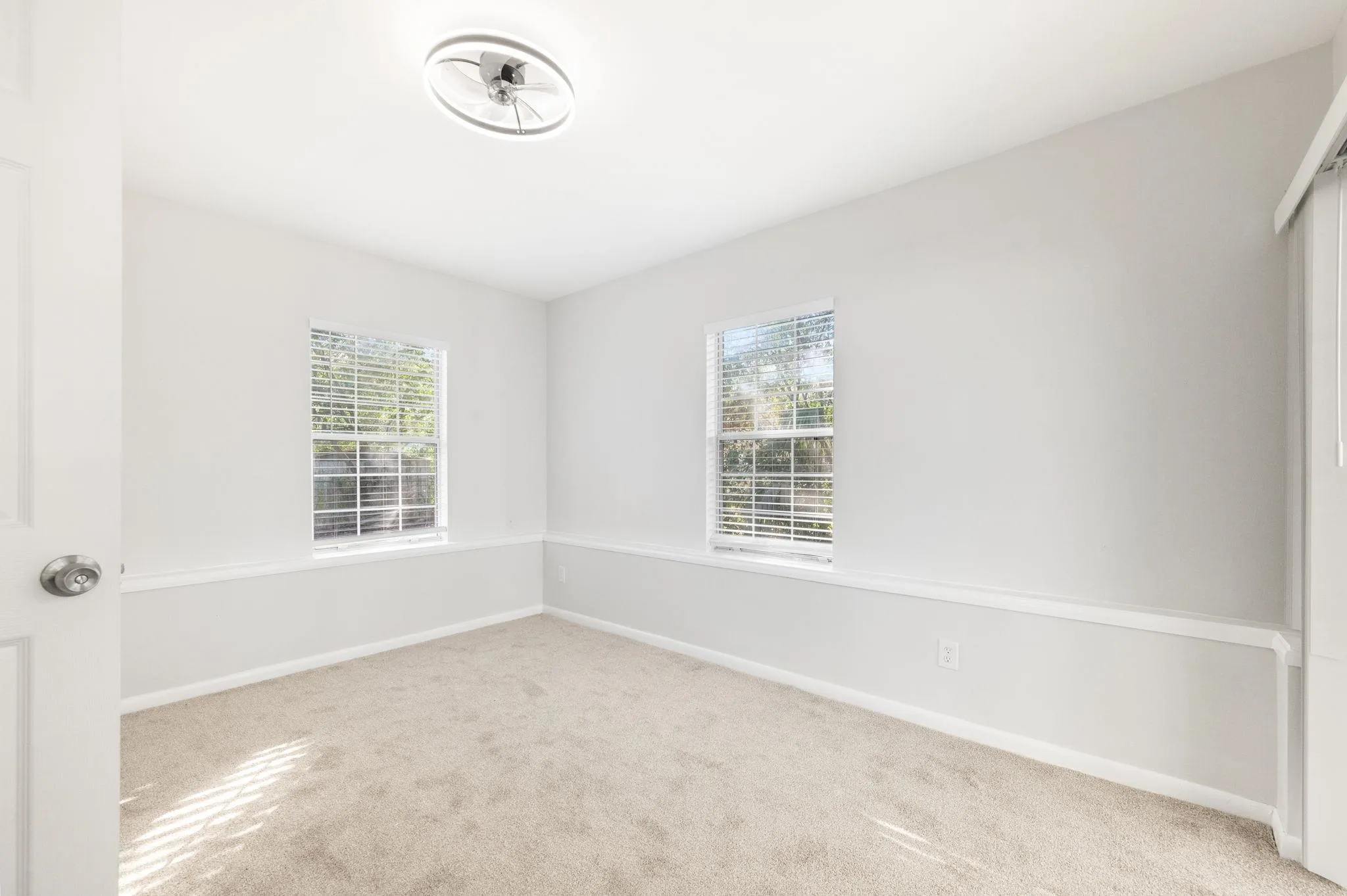 St Augustine, Florida 32086, United States, 3 Bedrooms Bedrooms, ,2 BathroomsBathrooms,Residential,Active,17605