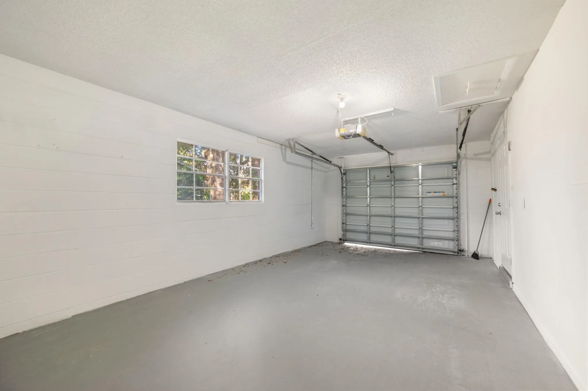 St Augustine, Florida 32086, United States, 3 Bedrooms Bedrooms, ,2 BathroomsBathrooms,Residential,Active,17605