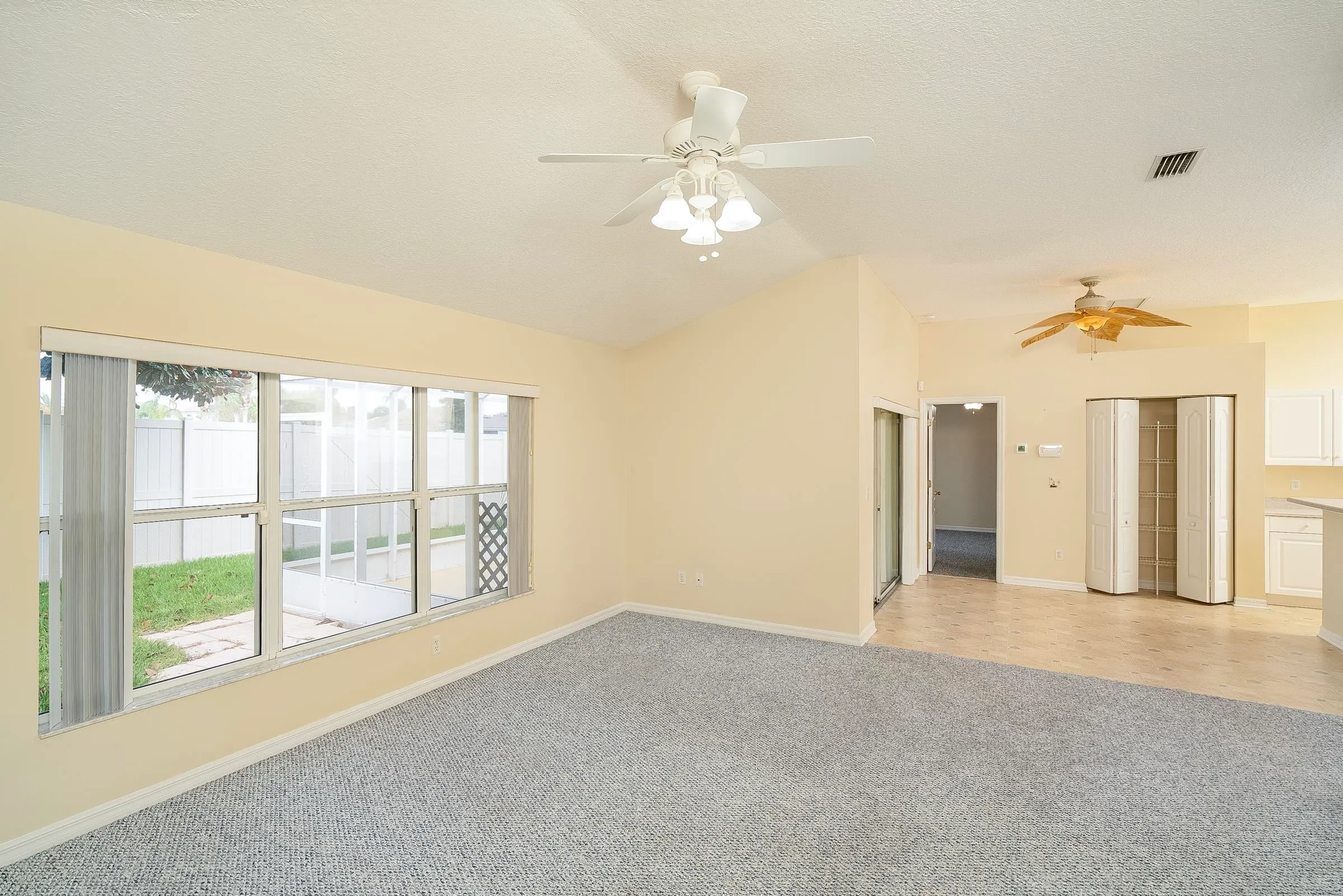 St Augustine, Florida 32080, United States, 3 Bedrooms Bedrooms, ,2 BathroomsBathrooms,Residential,Active,40060