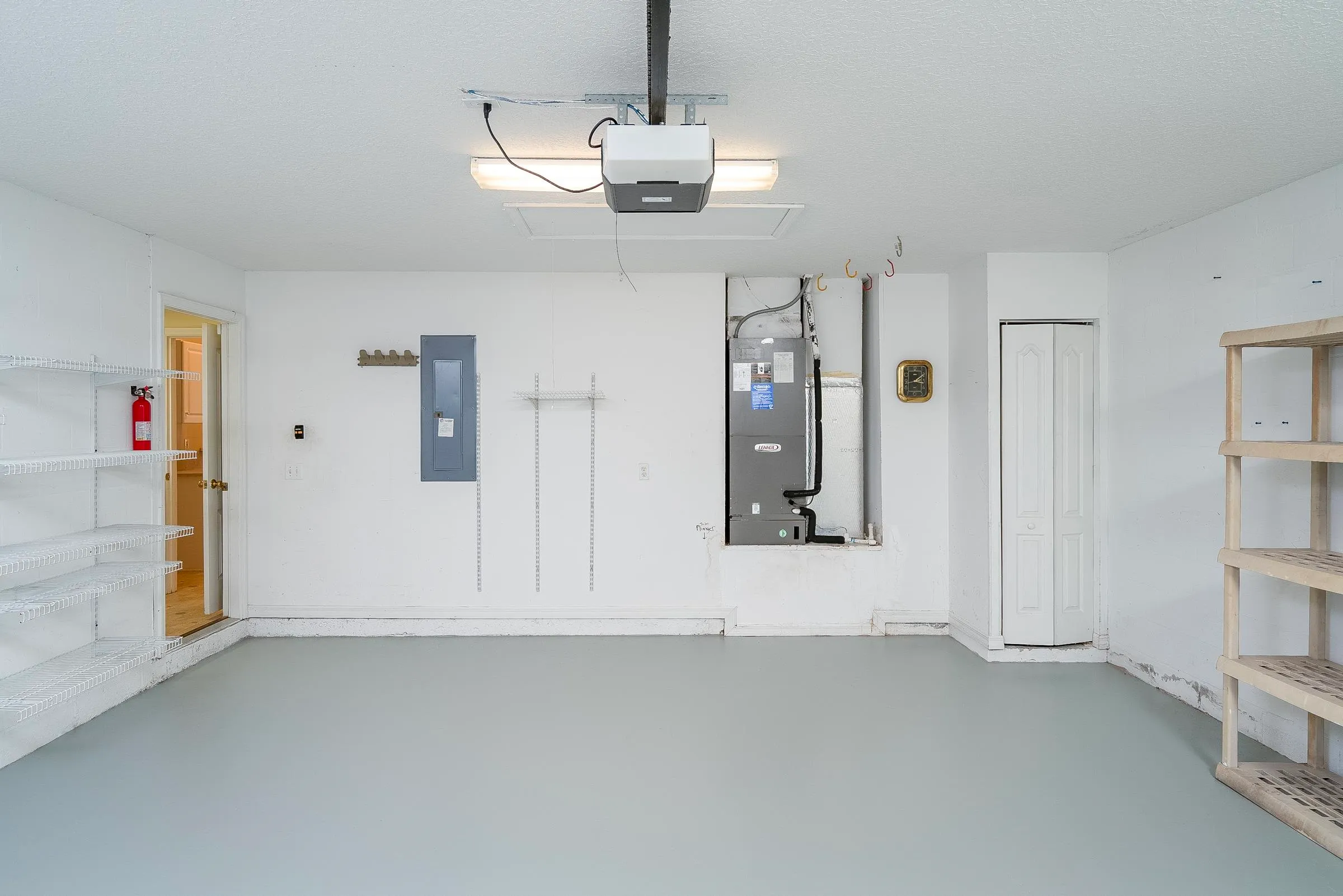 St Augustine, Florida 32080, United States, 3 Bedrooms Bedrooms, ,2 BathroomsBathrooms,Residential,Active,40060