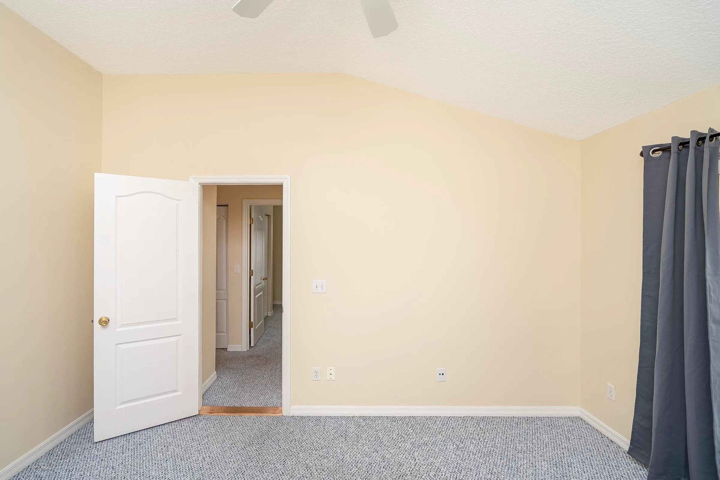 St Augustine, Florida 32080, United States, 3 Bedrooms Bedrooms, ,2 BathroomsBathrooms,Residential,Active,40060