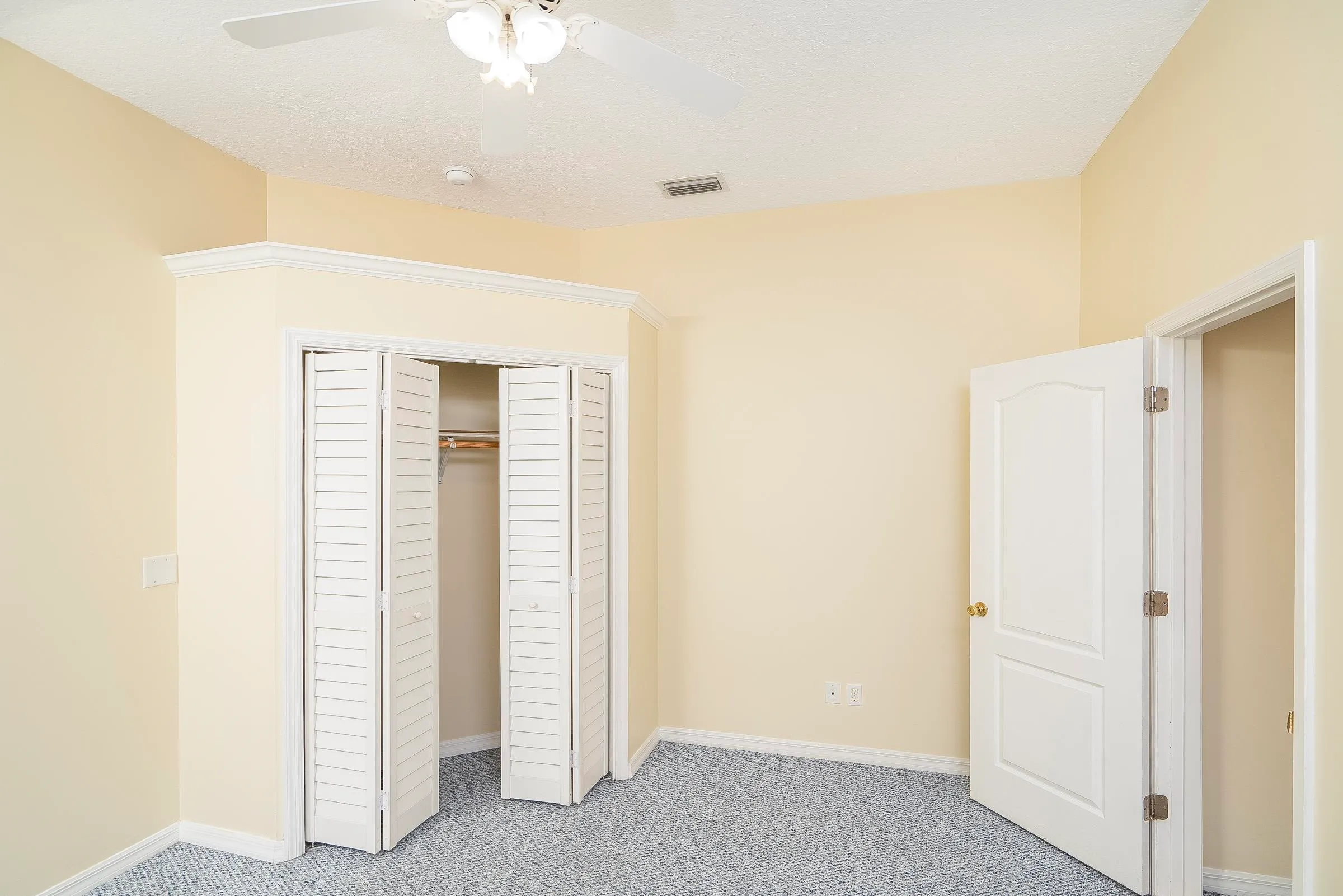 St Augustine, Florida 32080, United States, 3 Bedrooms Bedrooms, ,2 BathroomsBathrooms,Residential,Active,40060