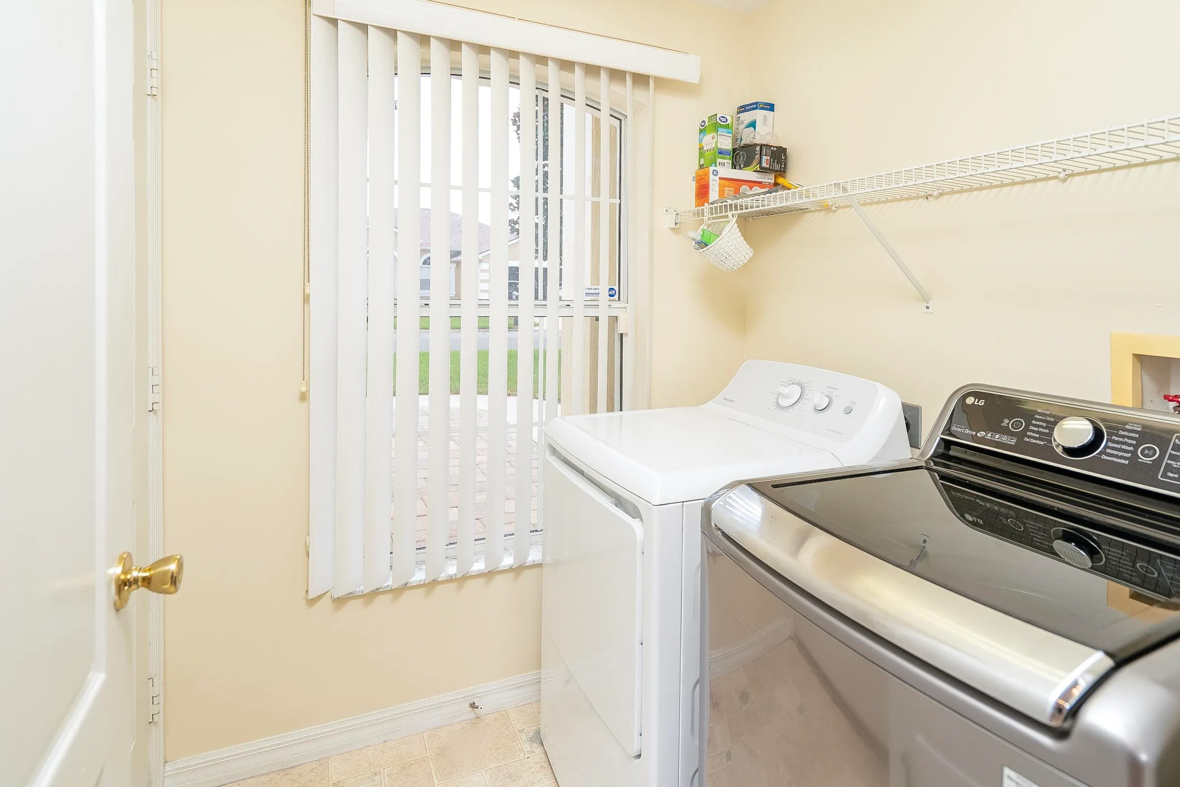 St Augustine, Florida 32080, United States, 3 Bedrooms Bedrooms, ,2 BathroomsBathrooms,Residential,Active,40060