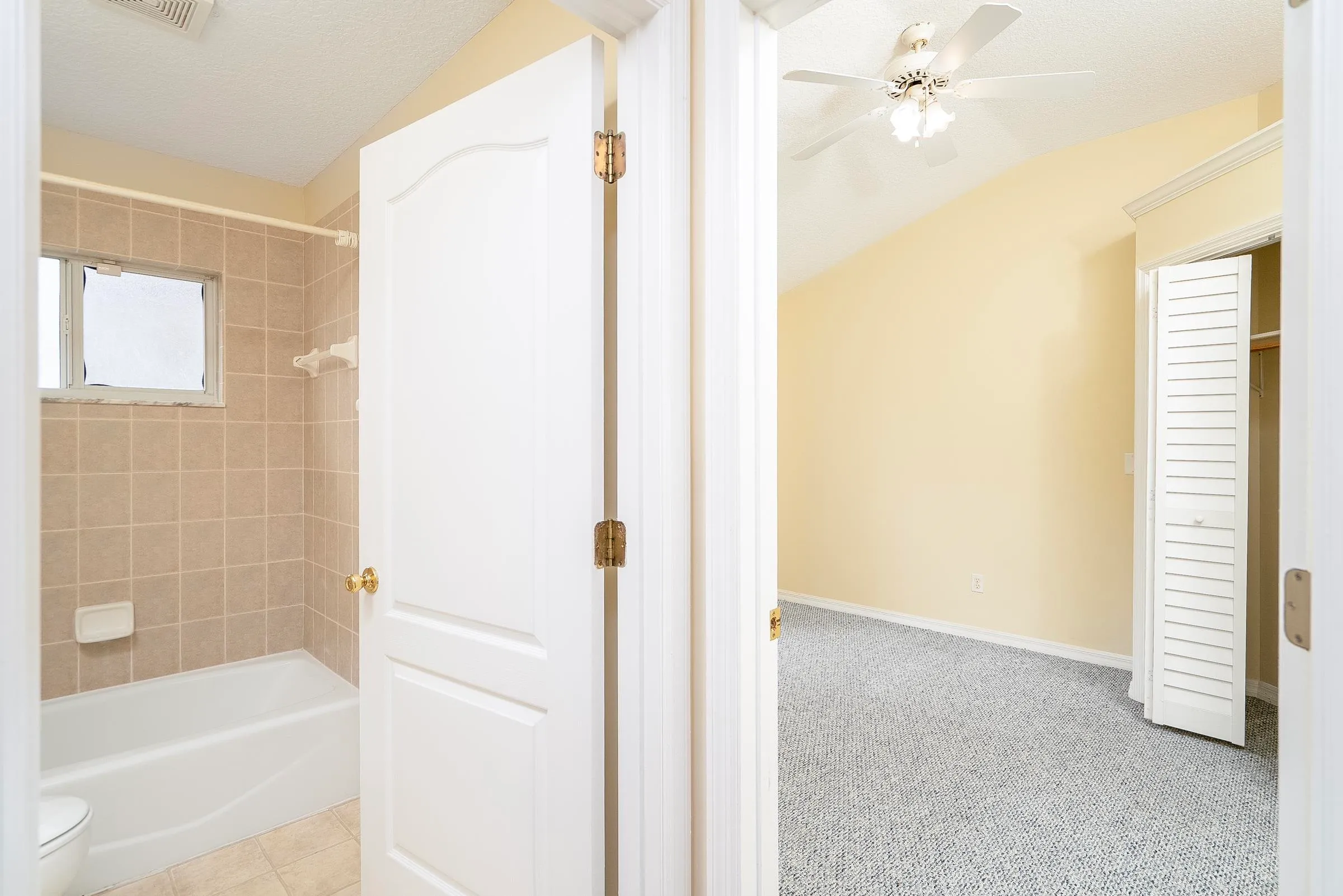 St Augustine, Florida 32080, United States, 3 Bedrooms Bedrooms, ,2 BathroomsBathrooms,Residential,Active,40060