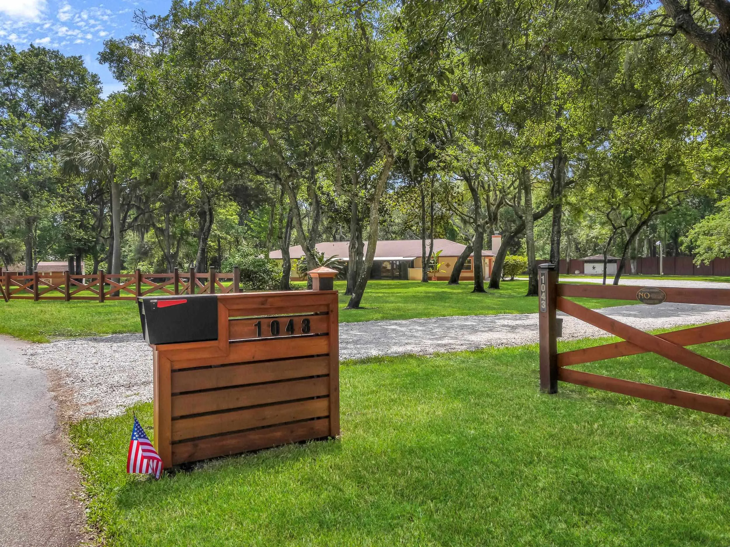 St Augustine, Florida 32086, United States, 5 Bedrooms Bedrooms, ,3 BathroomsBathrooms,Residential,Active,135619