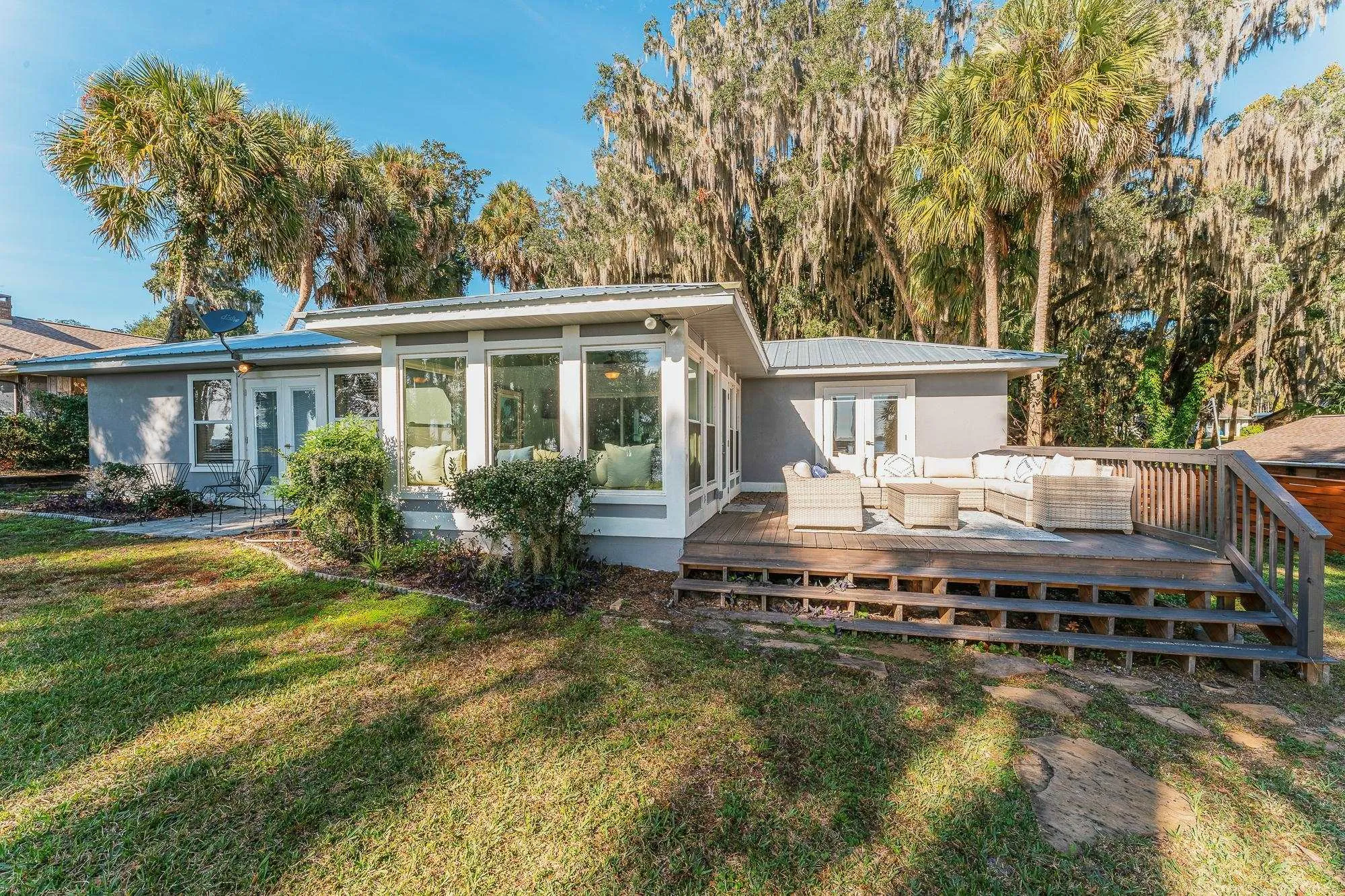 Palatka, Florida 32177, United States, 3 Bedrooms Bedrooms, ,2 BathroomsBathrooms,Residential,Pending,86752