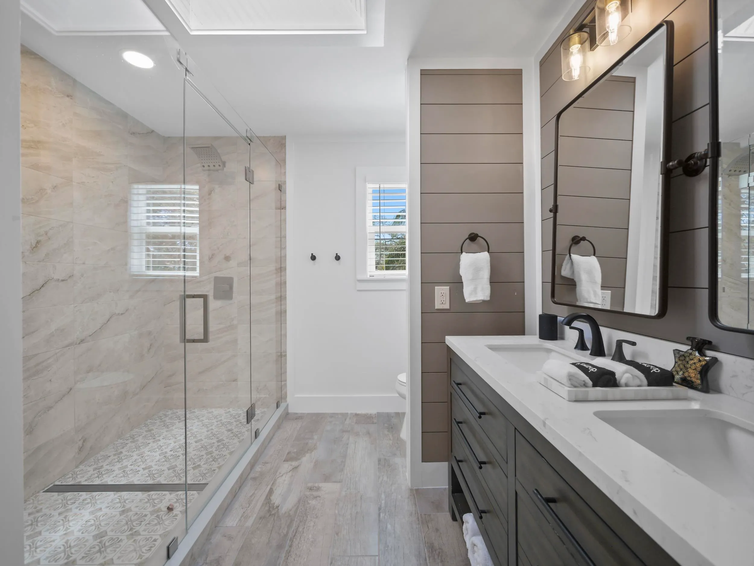 St Augustine, Florida 32084, United States, 4 Bedrooms Bedrooms, ,4 BathroomsBathrooms,Residential,Active,91913