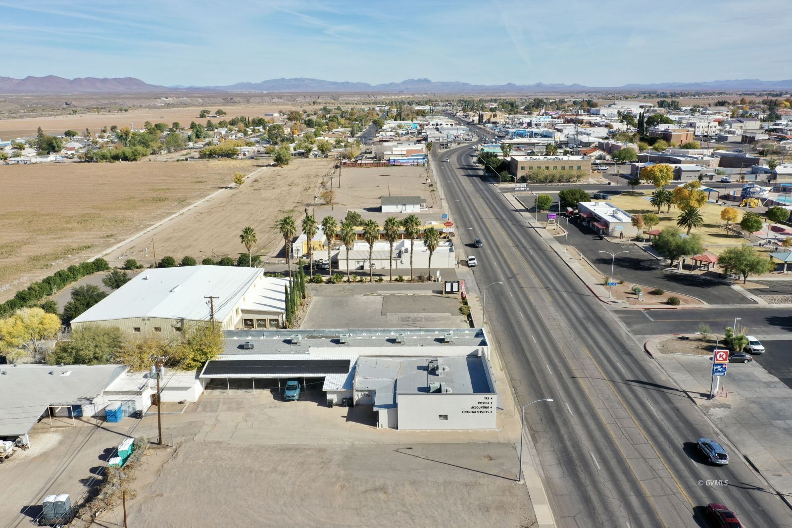 1200 W Thatcher Blvd