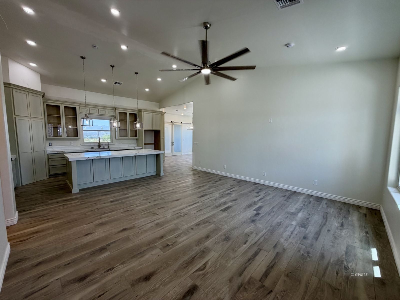 1718 W Star Fire Cir