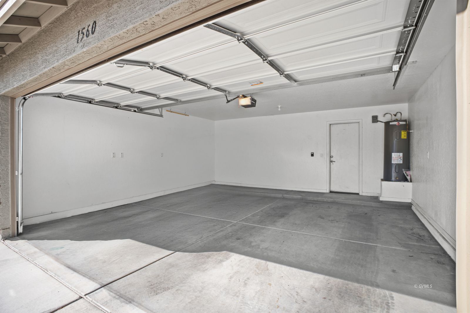 1560 E Katelyn Ln