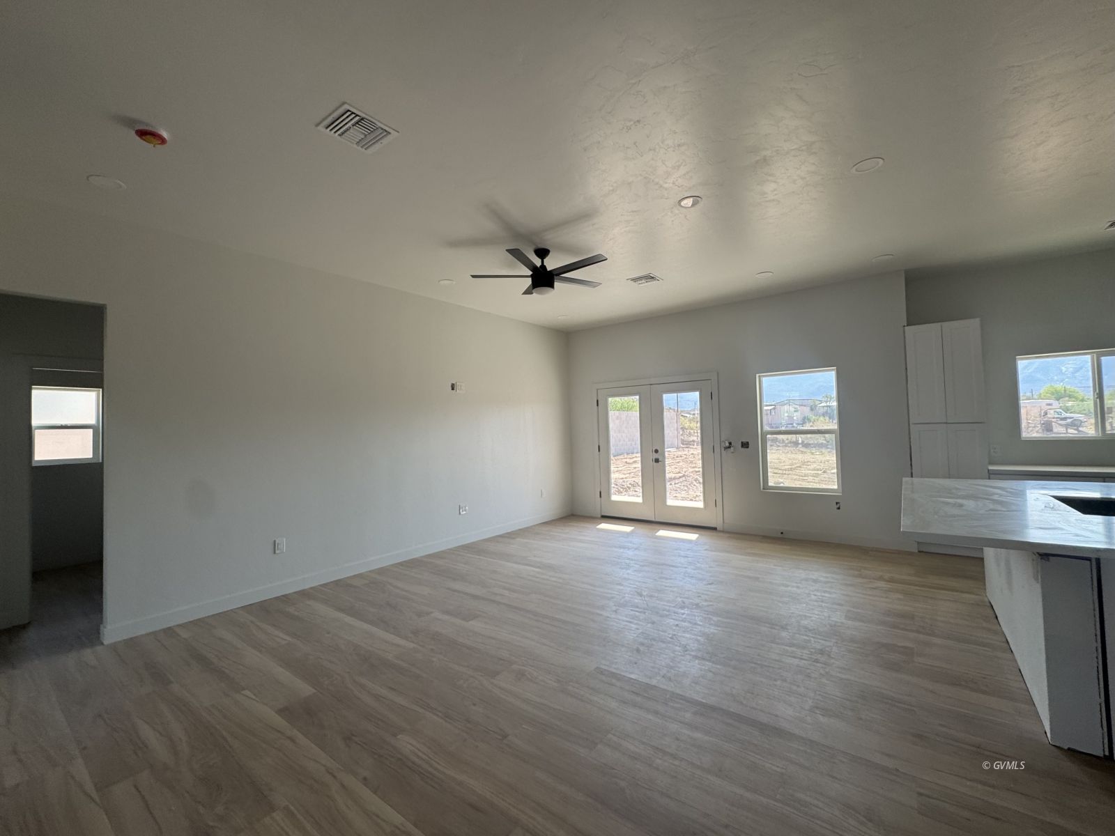 8656 S Yavapai Dr