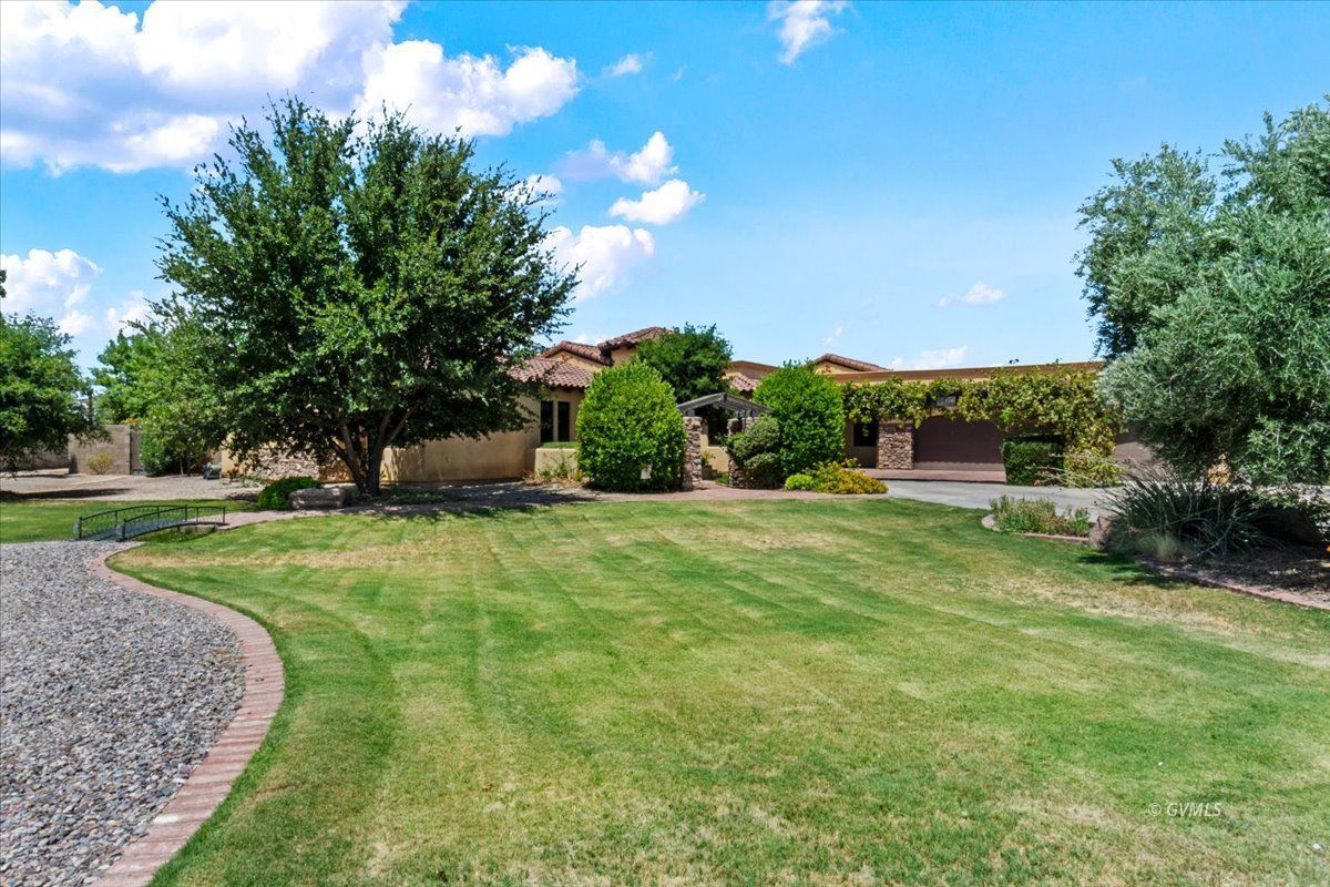 172 W Spencer Ln