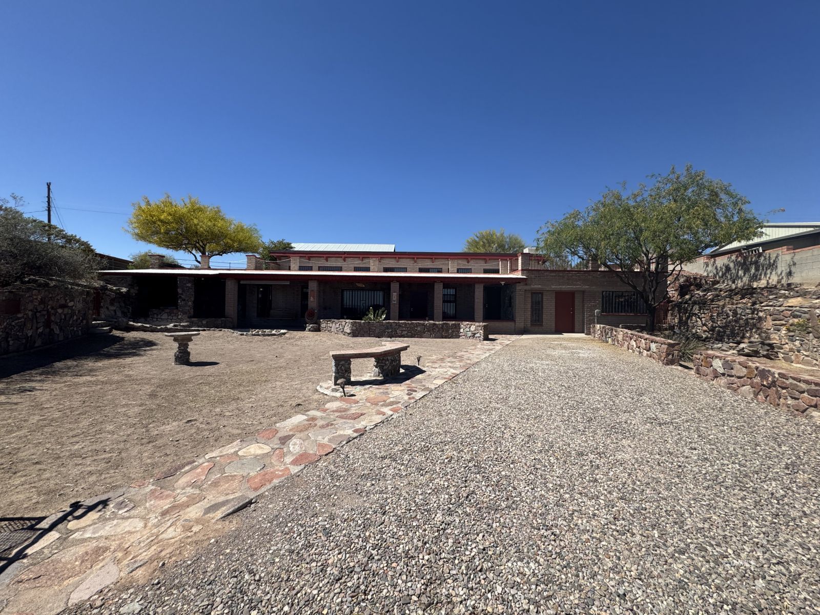 1110 N Calle Del Sol