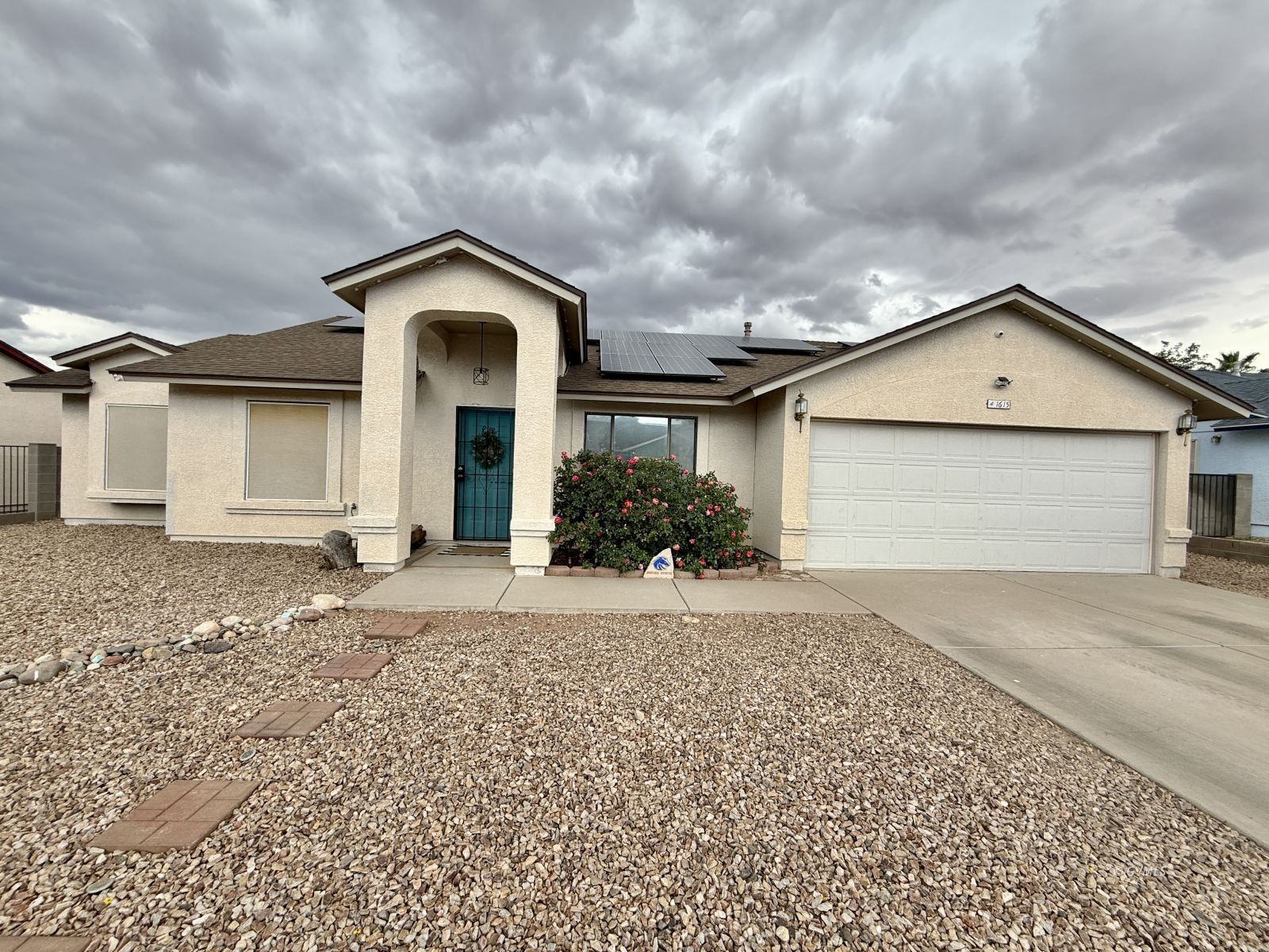 1615 S Hummingbird Ln