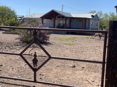 345 & 205 N Nola Ln Safford AZ 85546