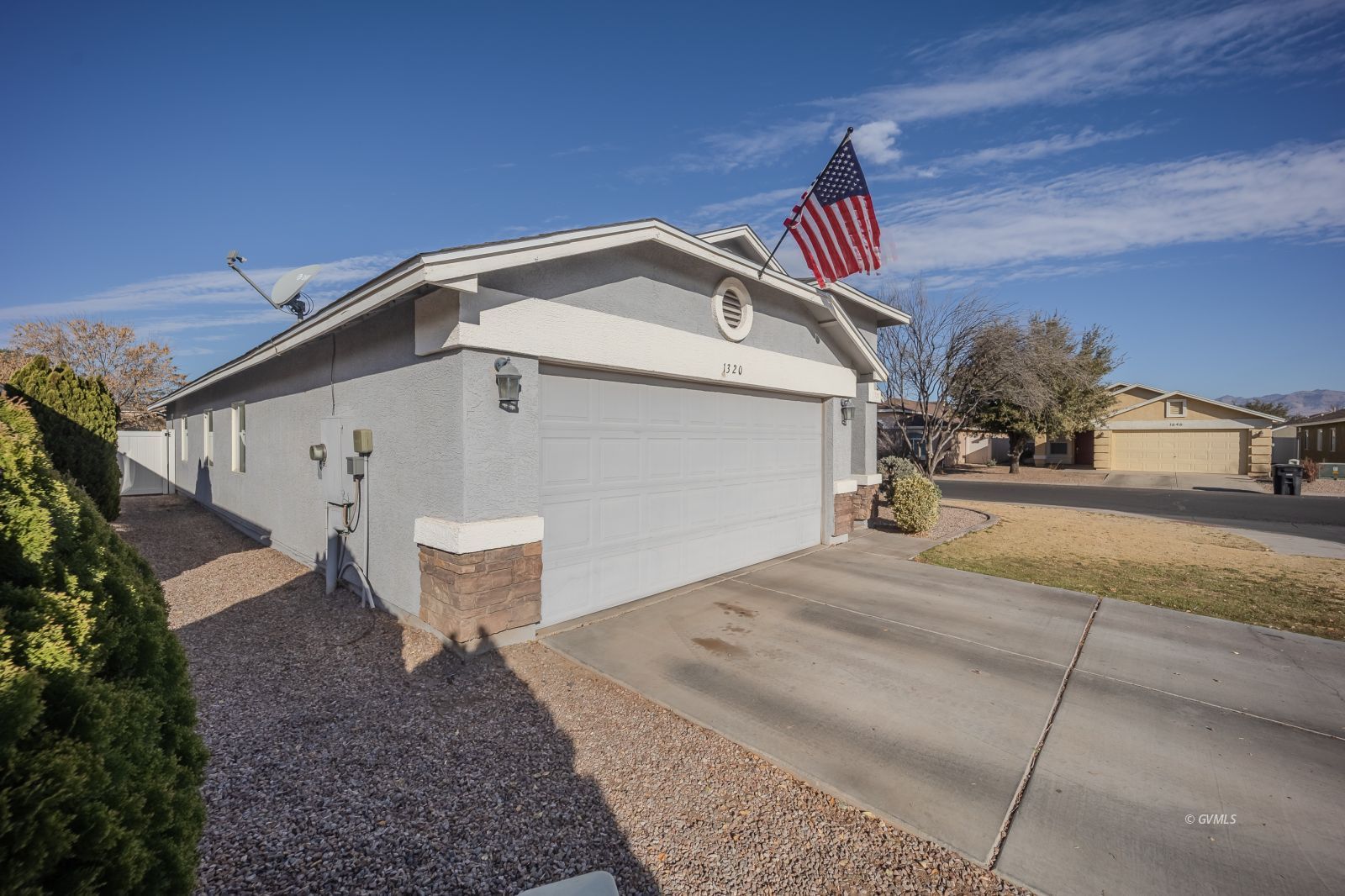 1320 S Roper Ln
