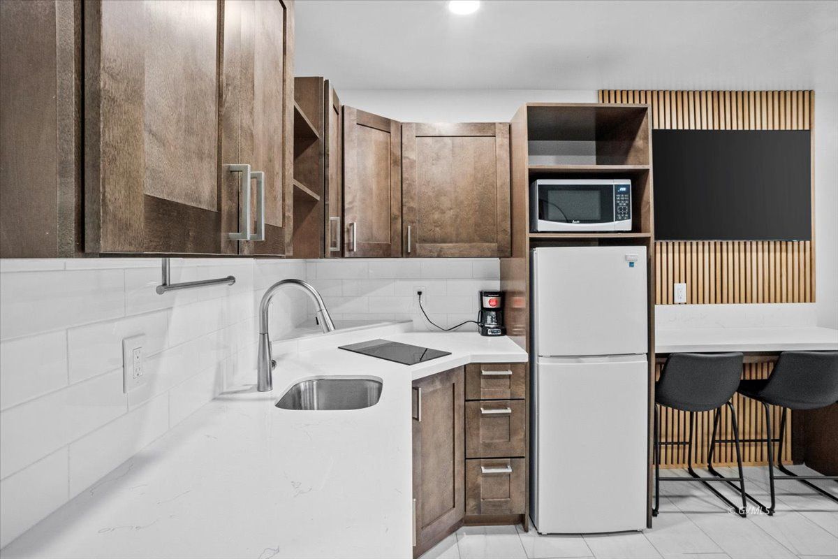 1879 PepperTree Dr A10