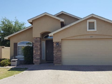 1317 Kuhni Ct Safford AZ 85546