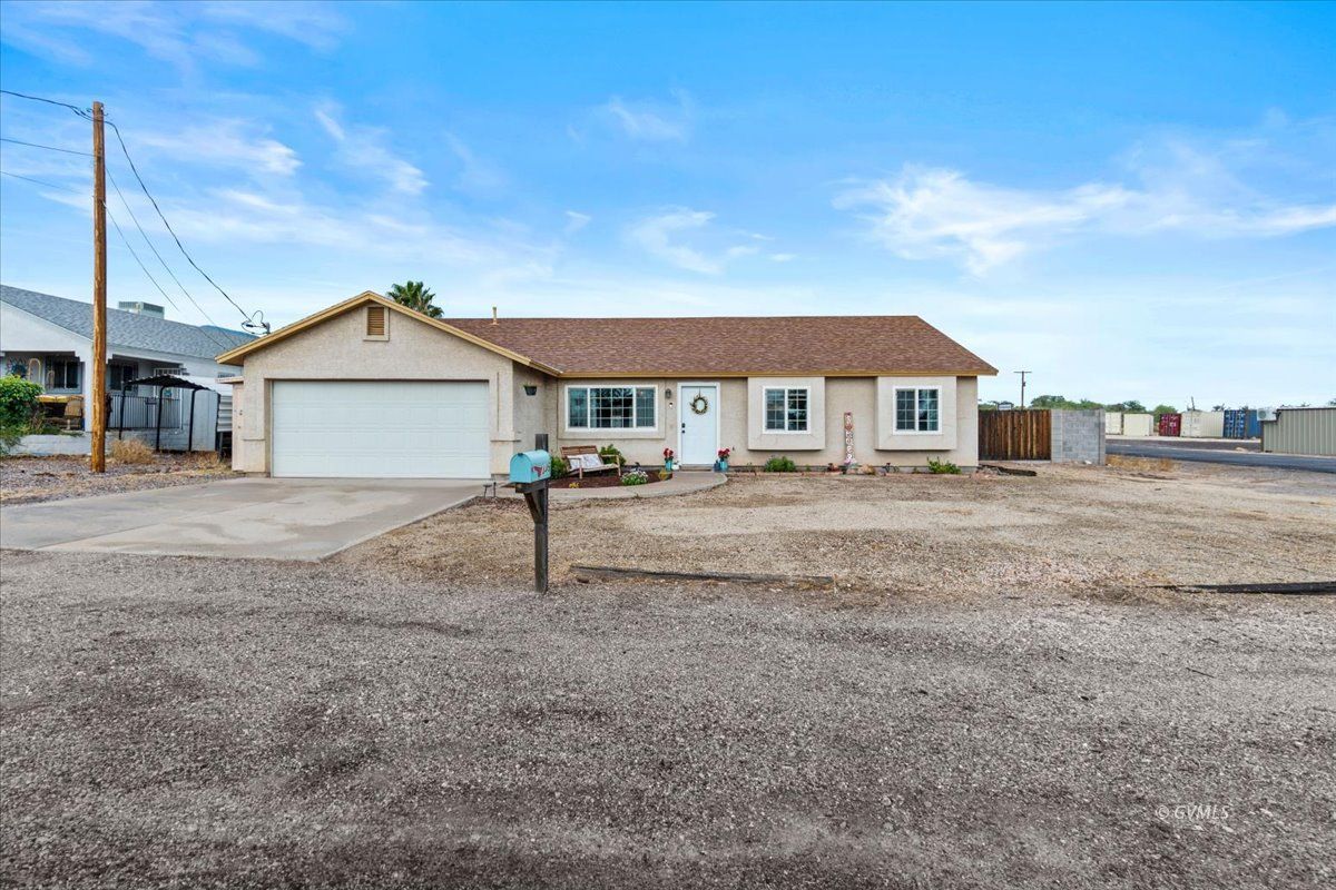 7446 South Branding Iron