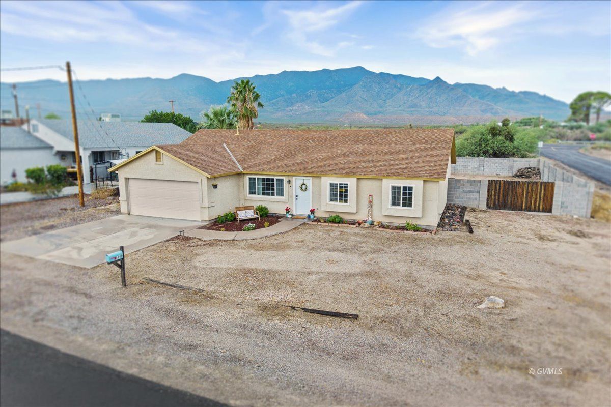 7446 South Branding Iron