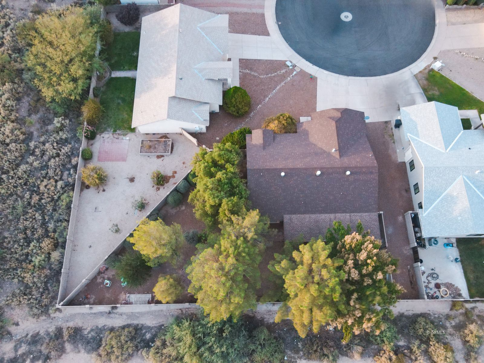 1672 S Cactus Wren Ln