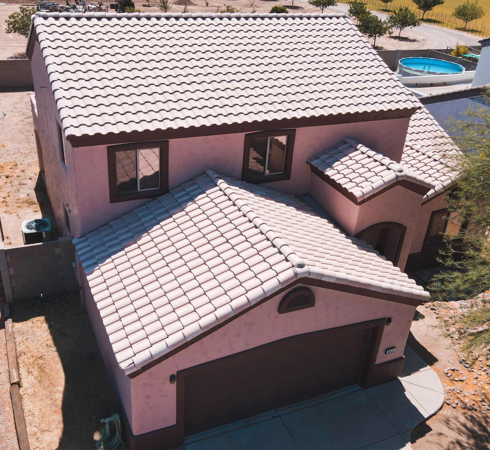 2215 S Lamonica Way