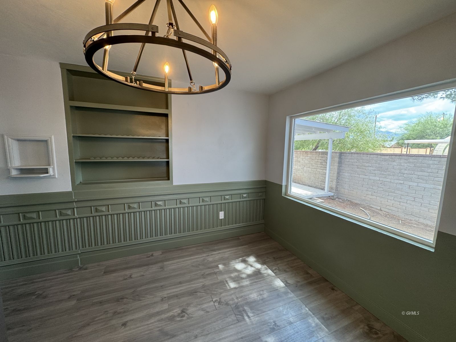 115 W 15th St