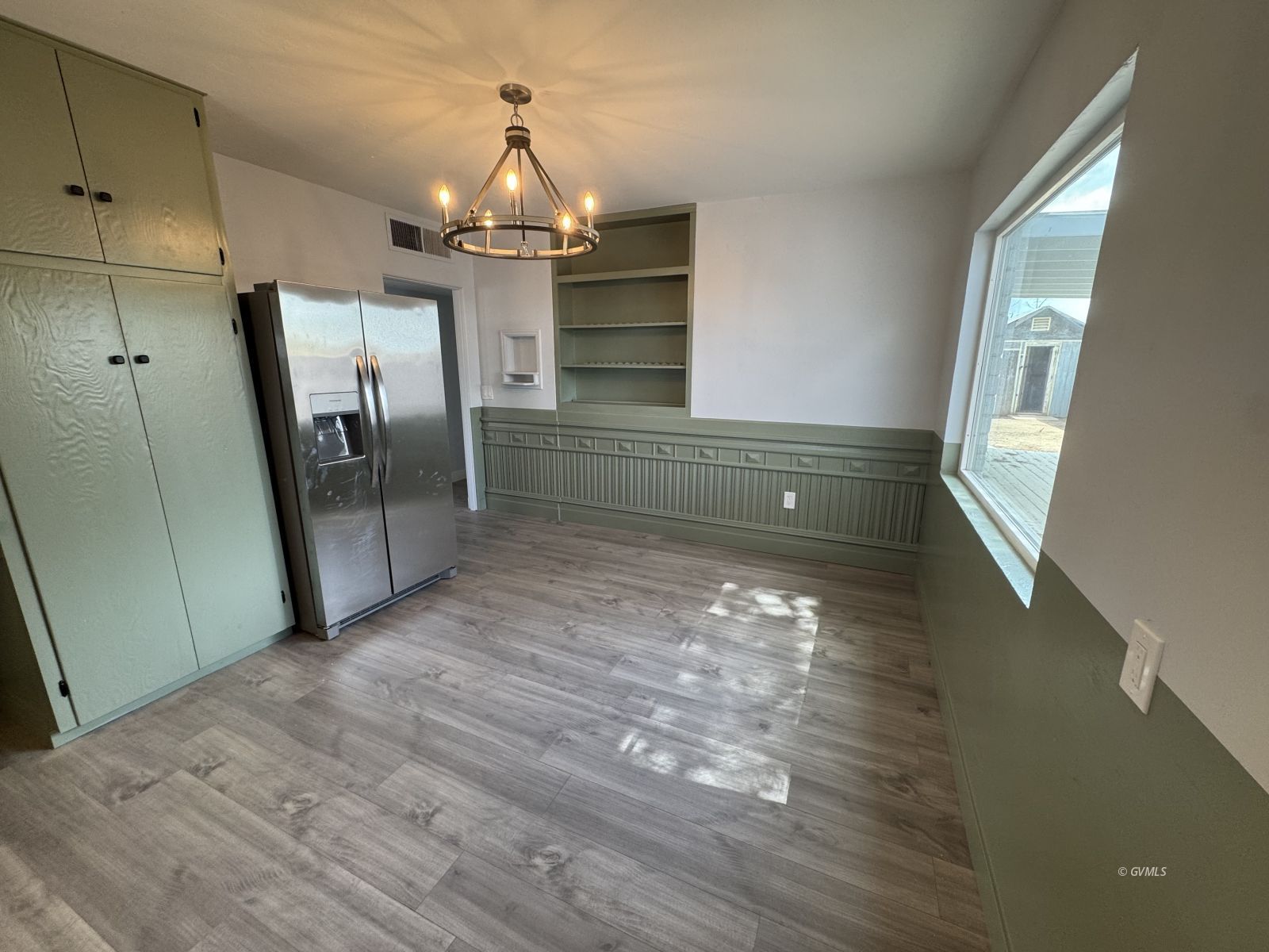 115 W 15th St