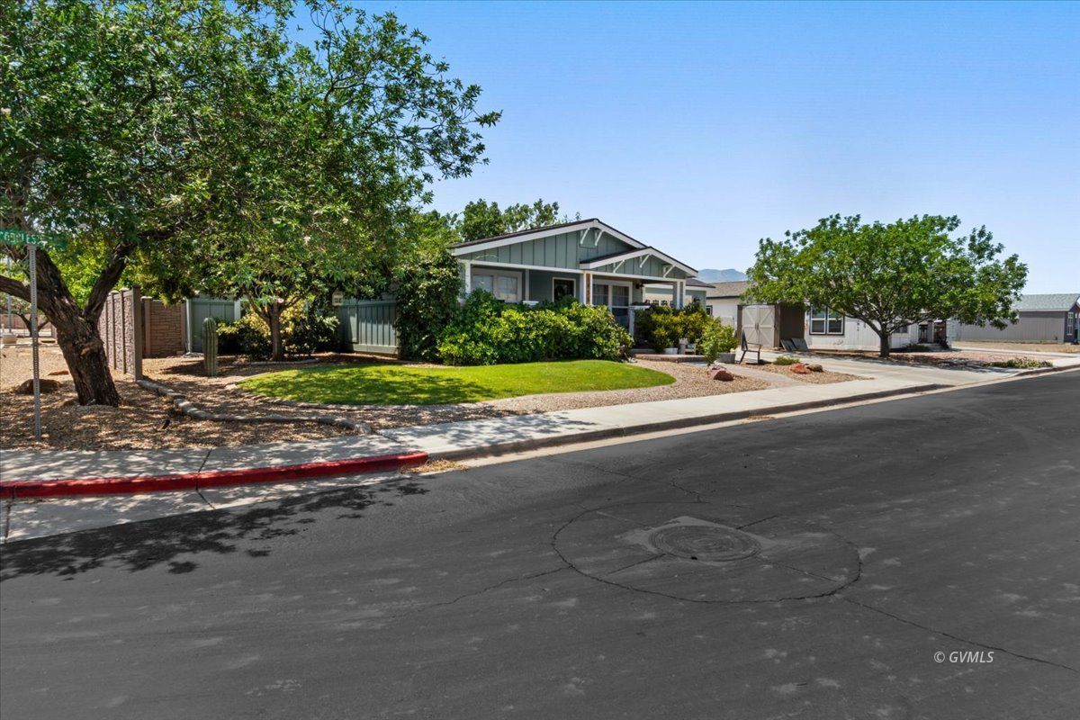 1455 W Cobblestone Dr