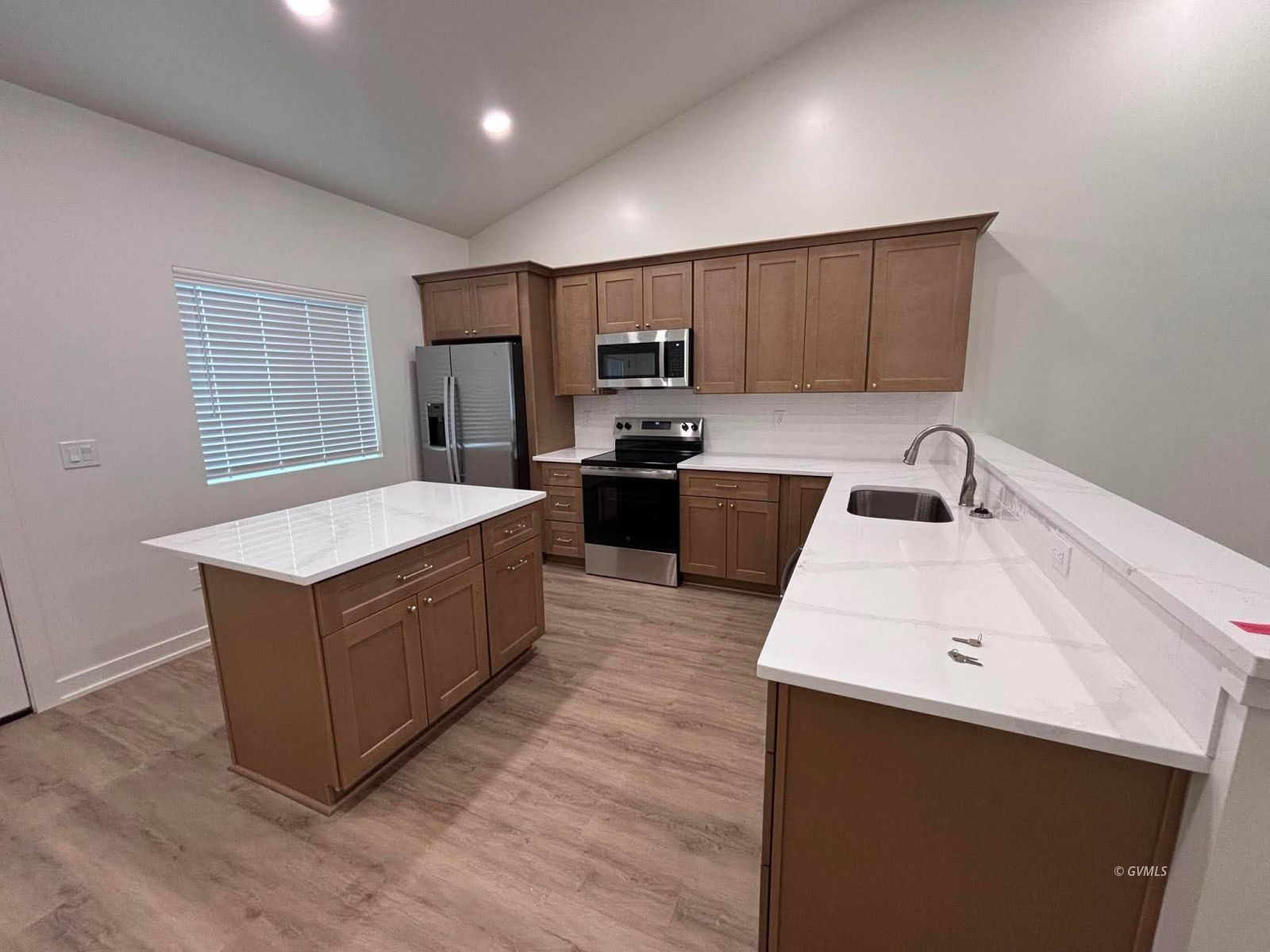 2605 S 20th Ave 2