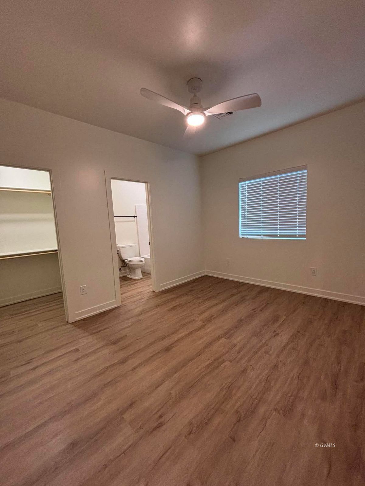 2605 S 20th Ave 2