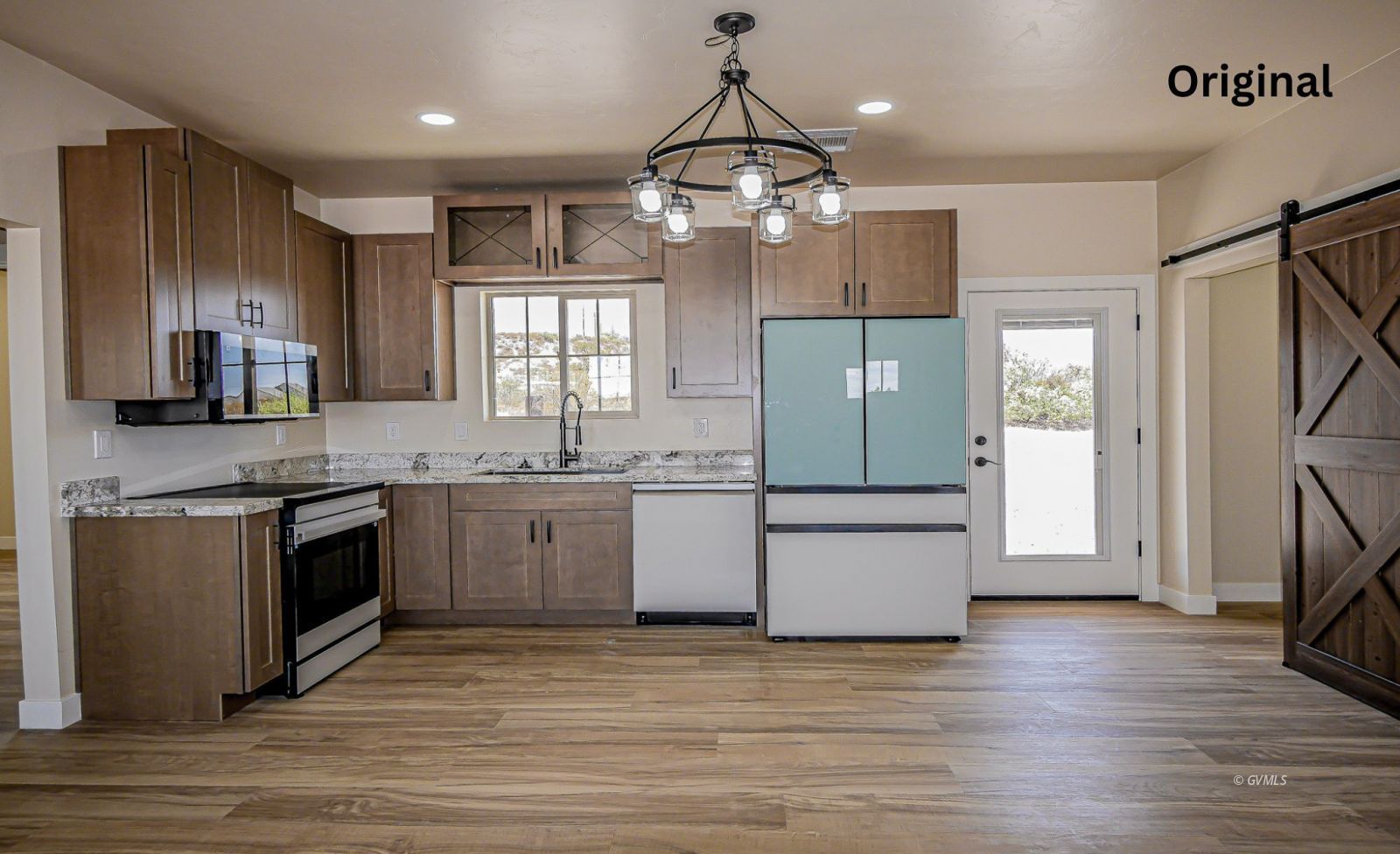 352 W Lee Trail