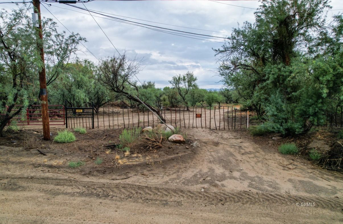 TBD W Cluff Ranch Rd.