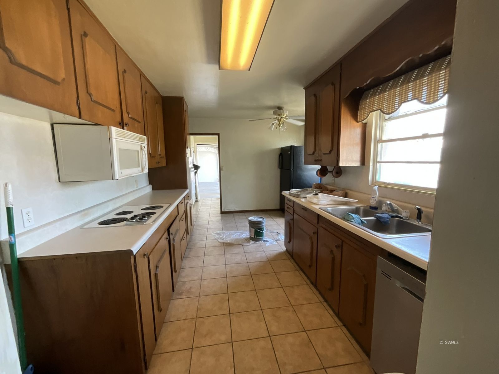1217 S 7TH AVE