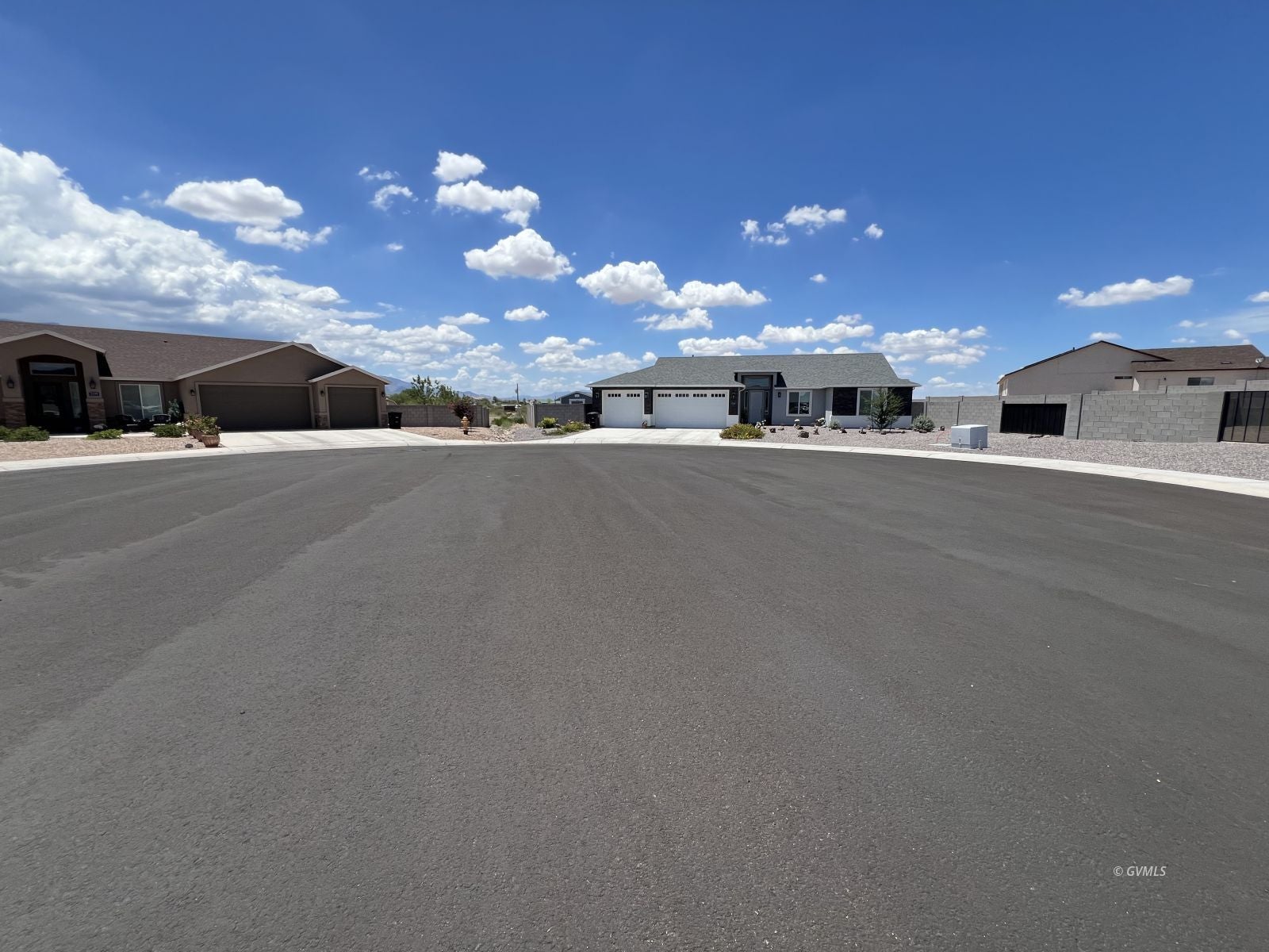 2720 W Partridge Ln