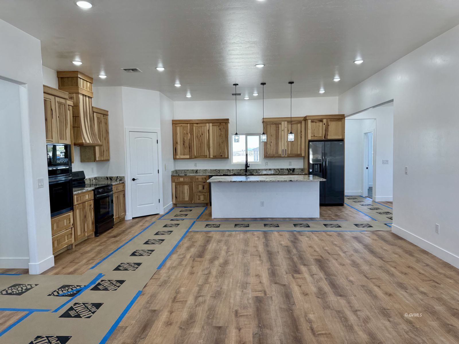 476 E Dakota Dr