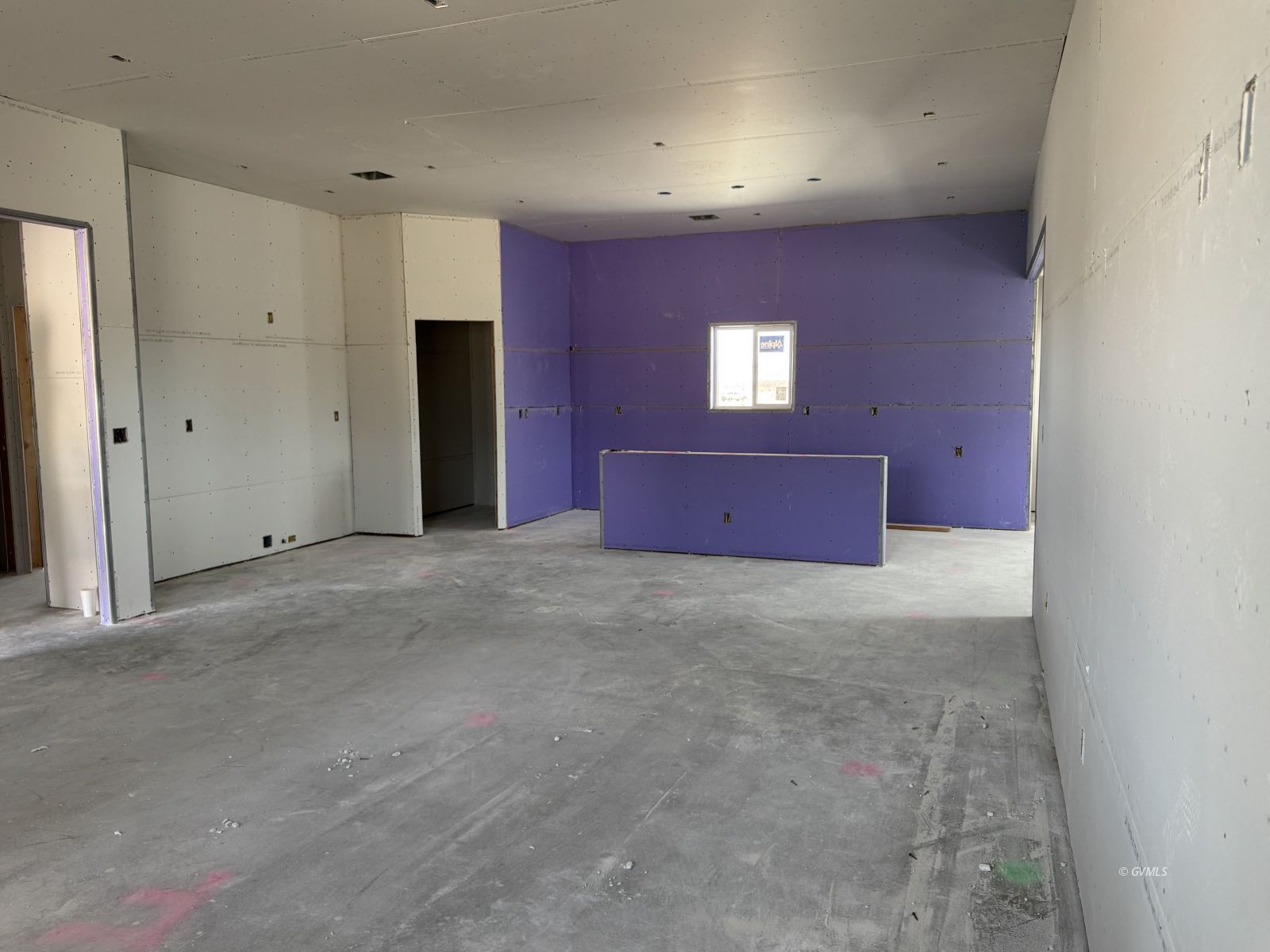 476 E Dakota Dr