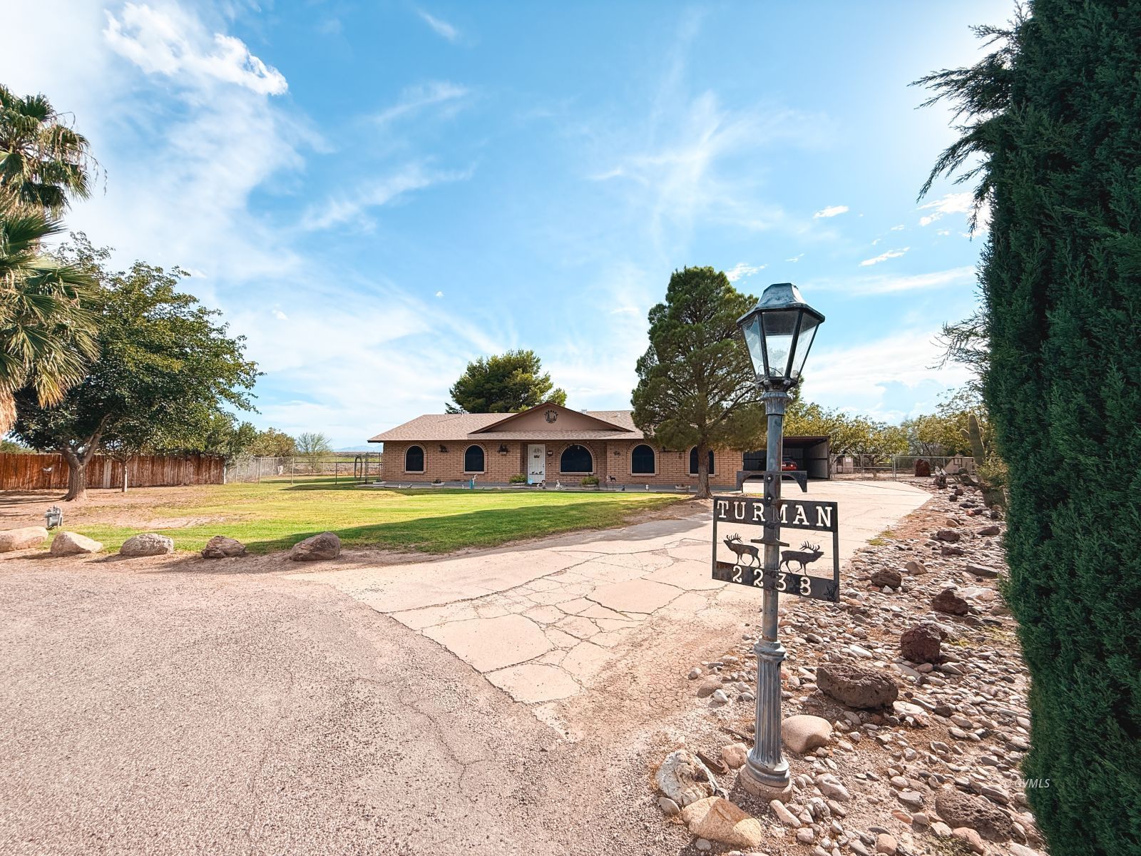2238 S Shannon Rd