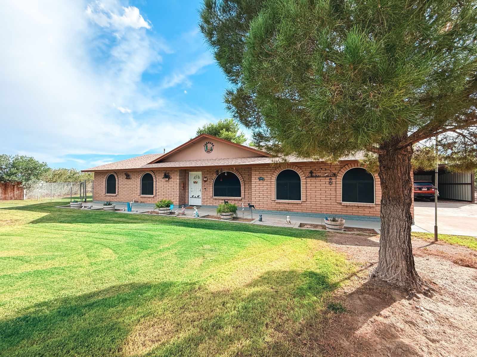 2238 S Shannon Rd