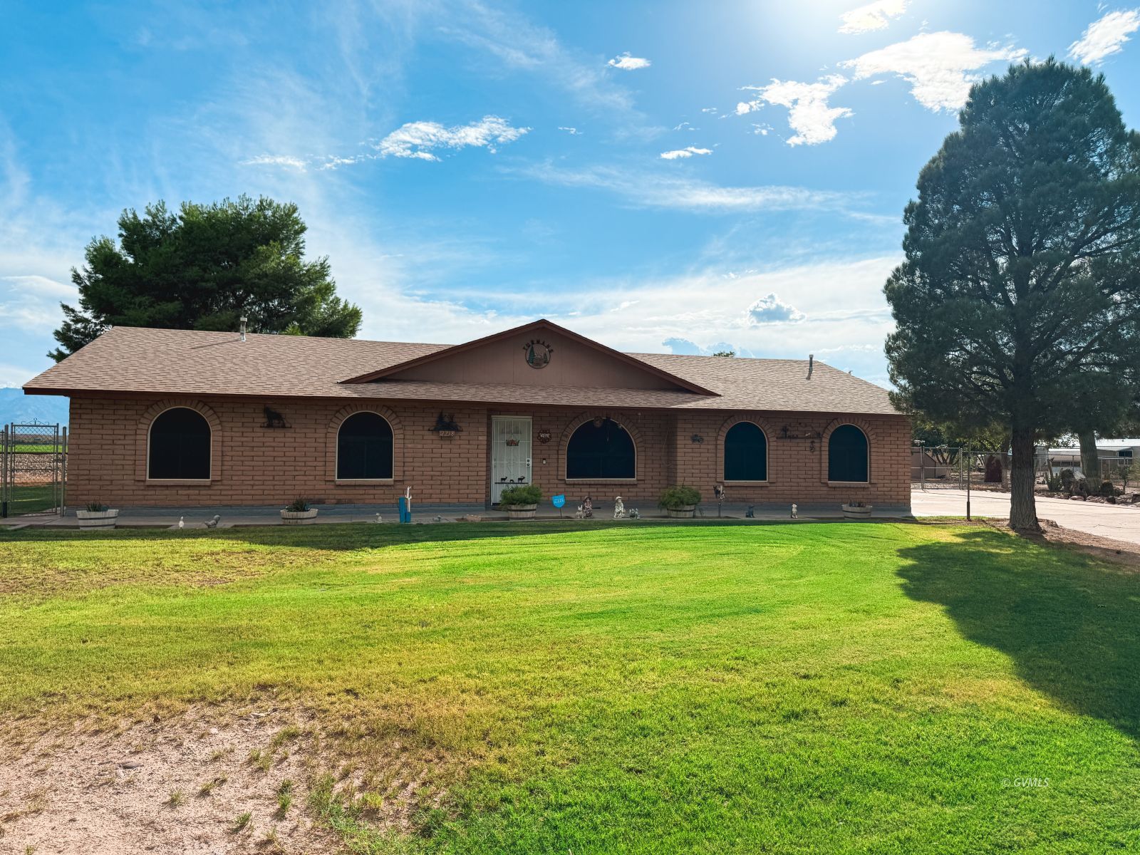 2238 S Shannon Rd
