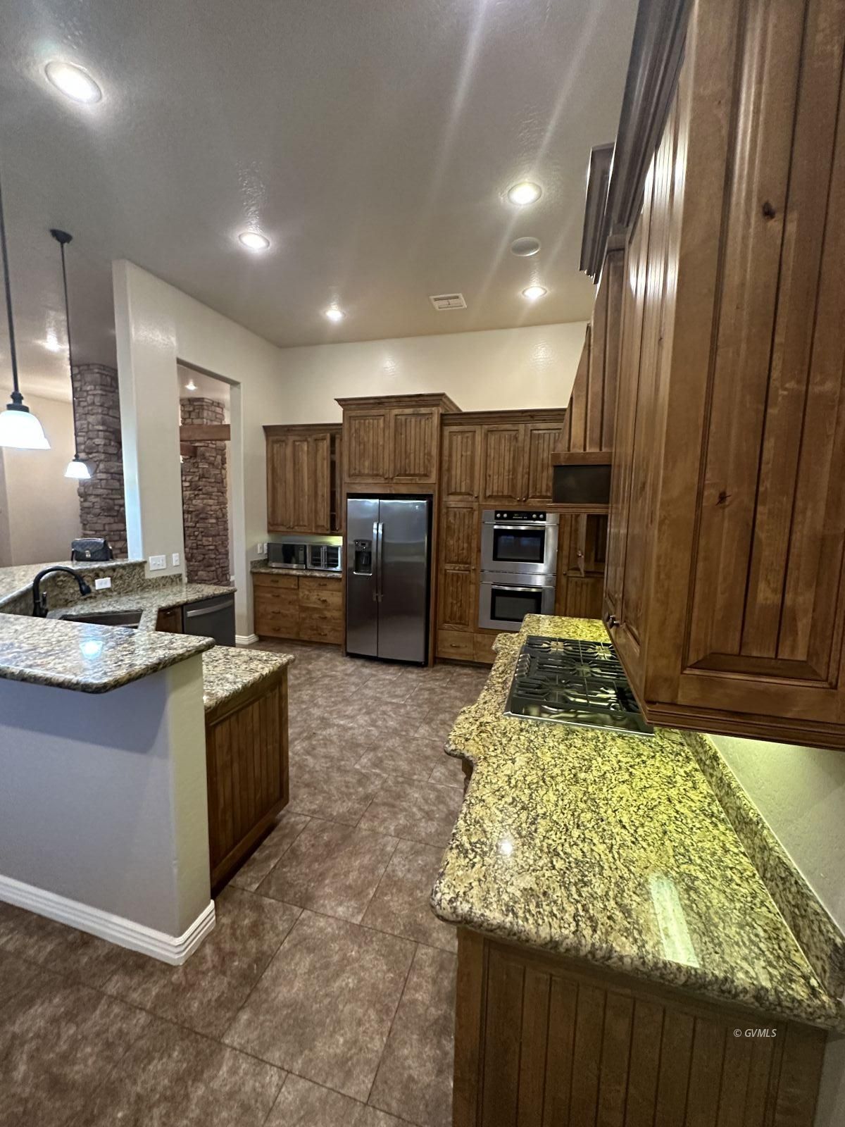 2415 N 51st Ave