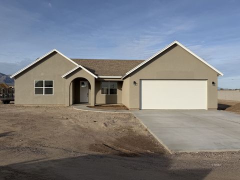 1694 S Dark Dr Thatcher AZ 85552