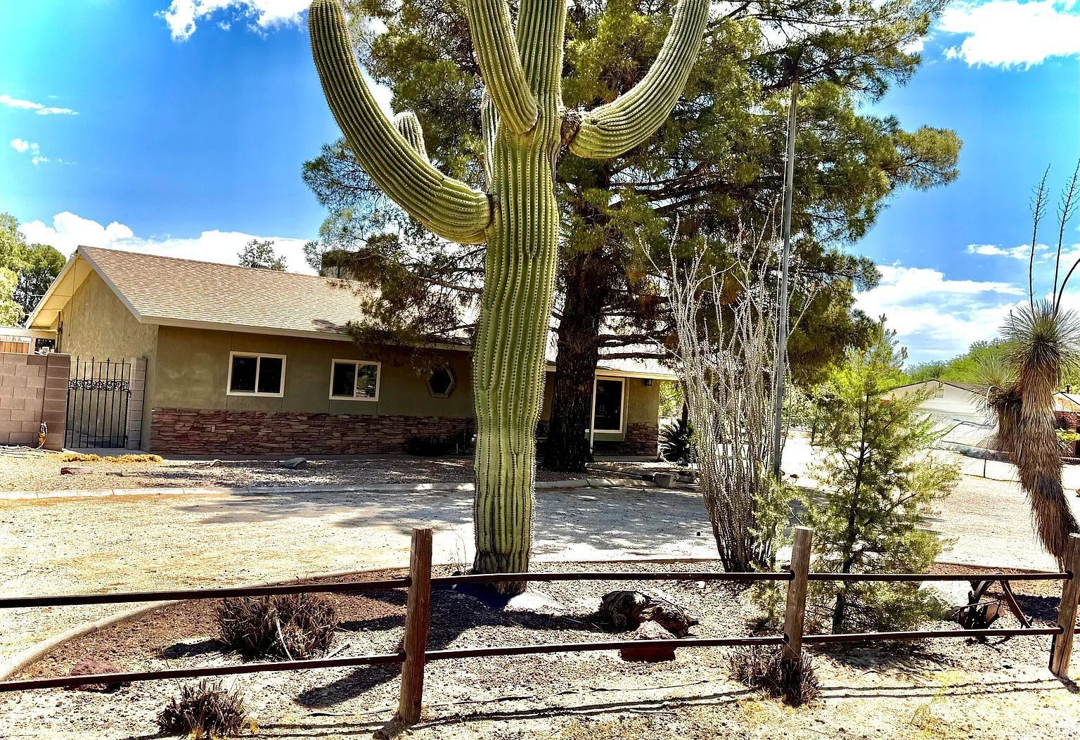 487 S Dusty Trail