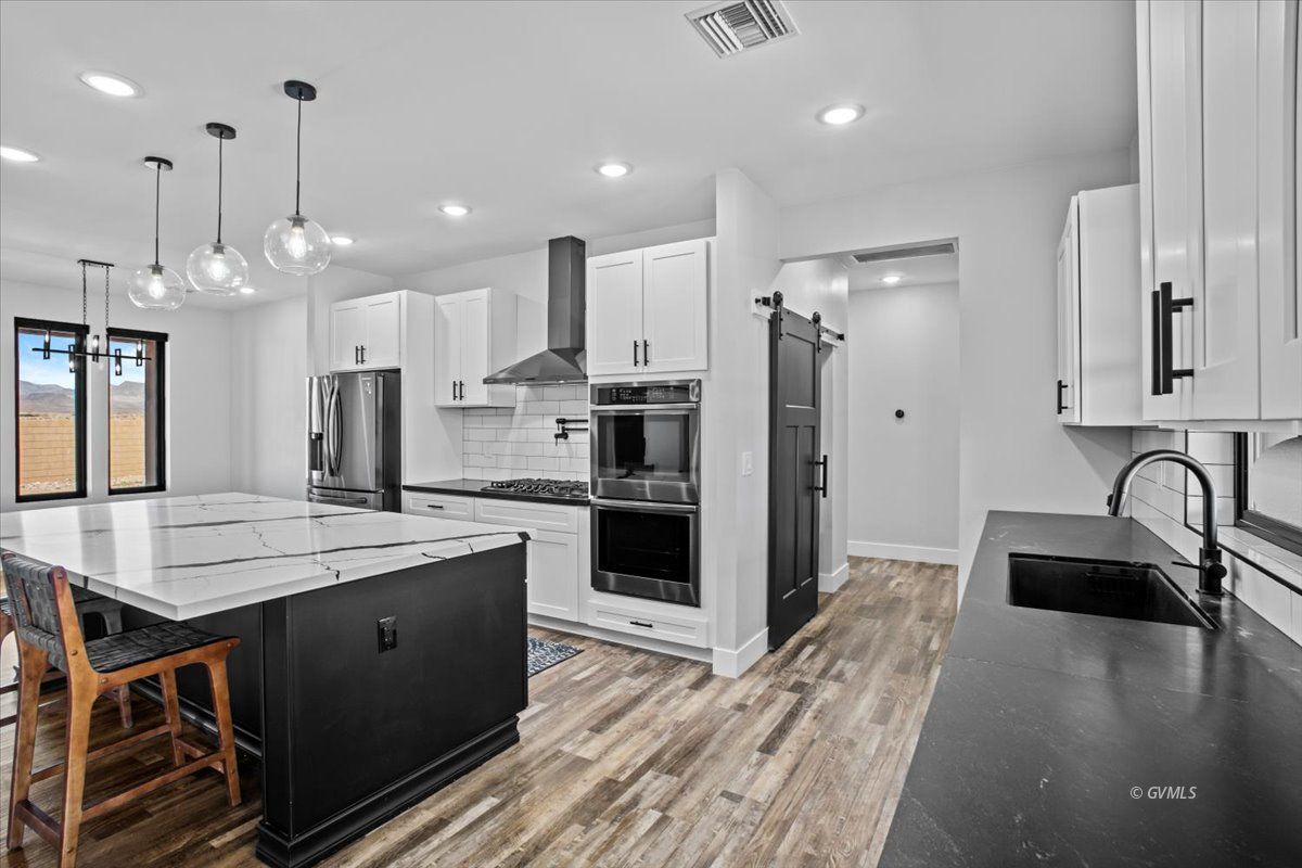 2389 N Branding Iron Ln